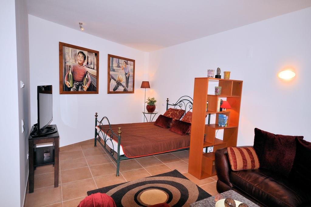 Pérola Branca Lagos Quarto foto